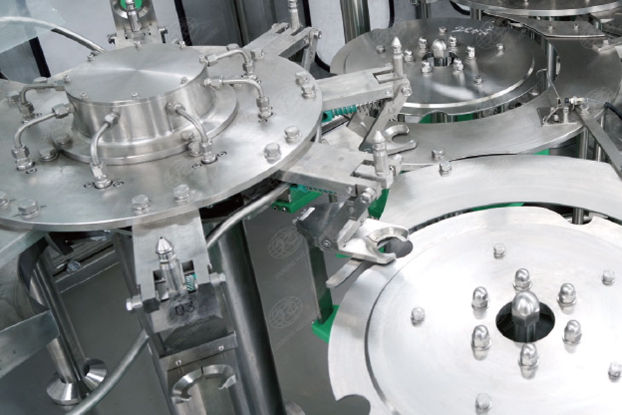 大瓶水灌裝機(jī)沖洗部分 大瓶水灌裝機(jī)沖洗部分